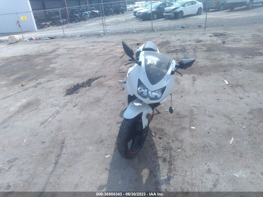 2011 KAWASAKI EX250 J JKAEXMJ12BDA78384