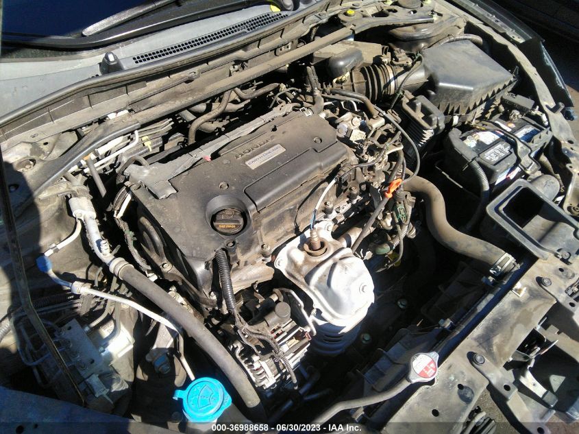 2016 HONDA ACCORD SEDAN EX - 1HGCR2F72GA048656