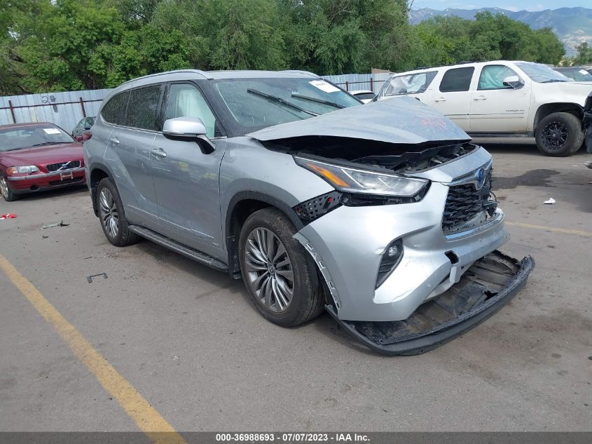 2022 TOYOTA HIGHLANDER HYBRID PLATINUM - 5TDEBRCH1NS079699