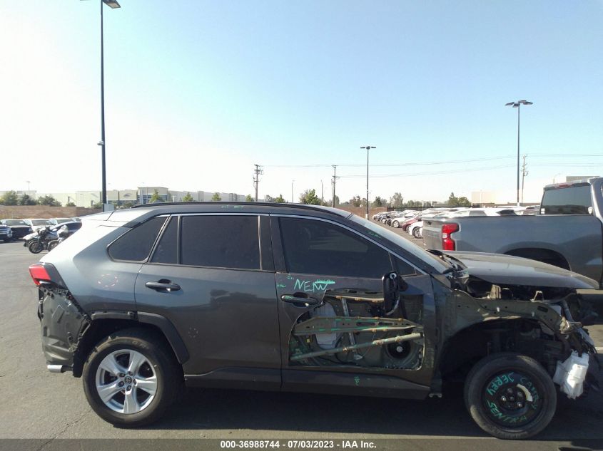 2020 TOYOTA RAV4 XLE - 2T3W1RFV0LC068797