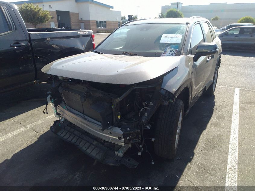 2020 TOYOTA RAV4 XLE - 2T3W1RFV0LC068797