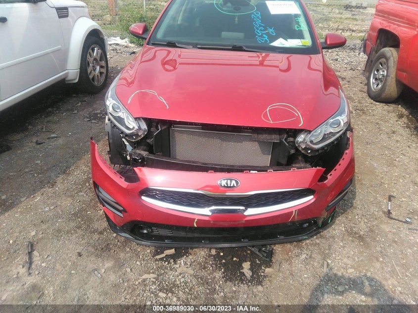 VIN 3KPF34AD8KE073590 2019 KIA FORTE S
