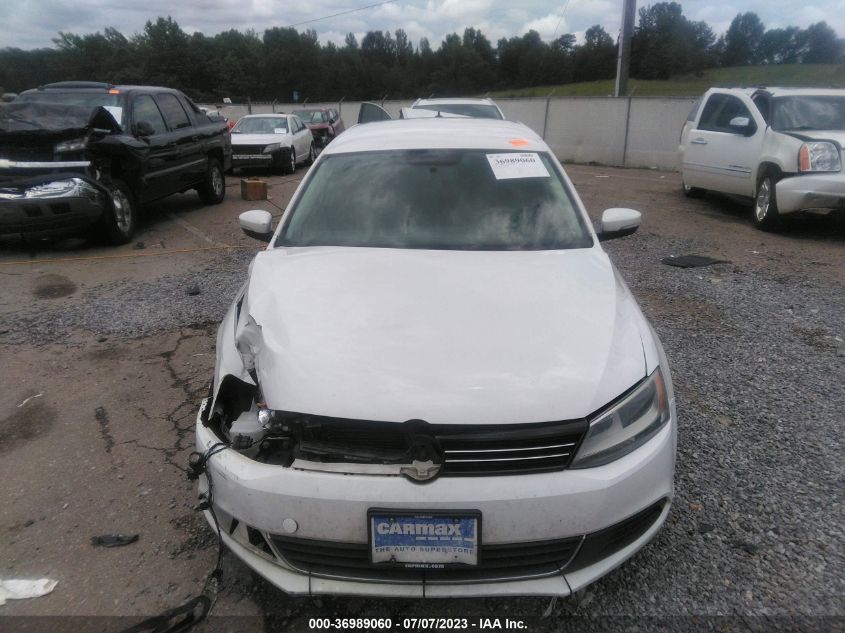 2013 VOLKSWAGEN JETTA SEDAN SE W/CONVENIENCE - 3VWDP7AJ5DM372933