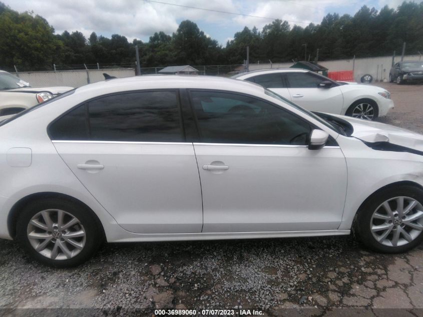 2013 VOLKSWAGEN JETTA SEDAN SE W/CONVENIENCE - 3VWDP7AJ5DM372933
