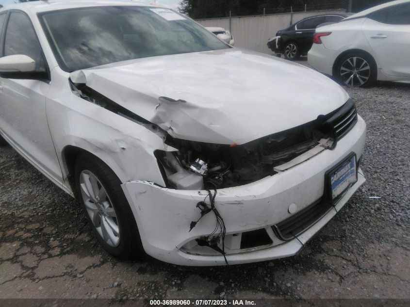 2013 VOLKSWAGEN JETTA SEDAN SE W/CONVENIENCE - 3VWDP7AJ5DM372933