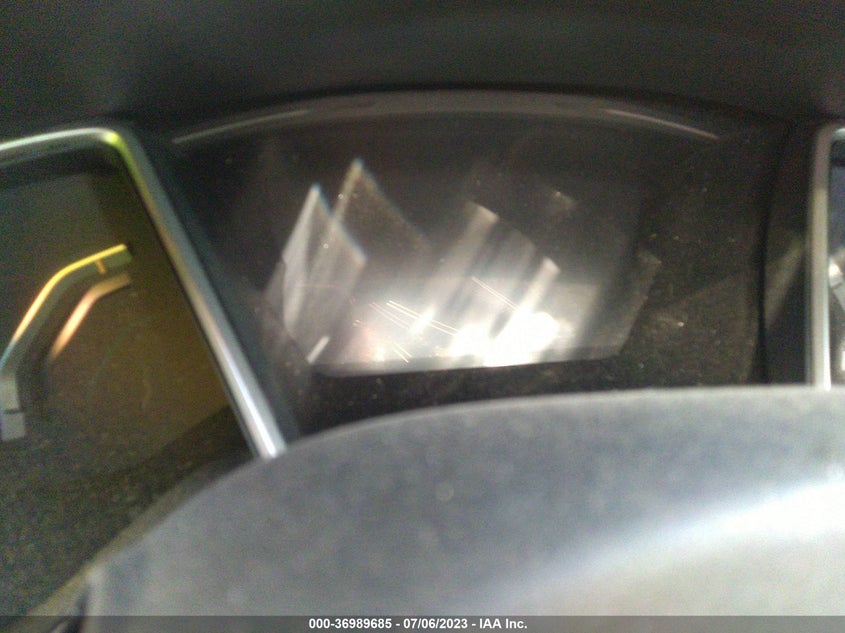 VIN 19XFC2F72JE008854 2018 HONDA CIVIC SEDAN EX