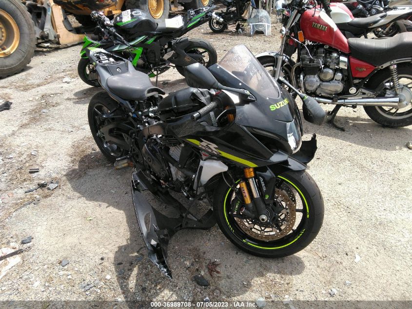 2023 SUZUKI GSX-R1000 R - JS1DM11H2P7100418