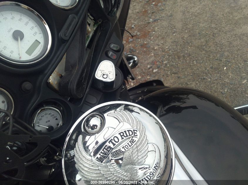 2012 HARLEY-DAVIDSON FLHX STREET GLIDE - 1HD1KBM13CB628204