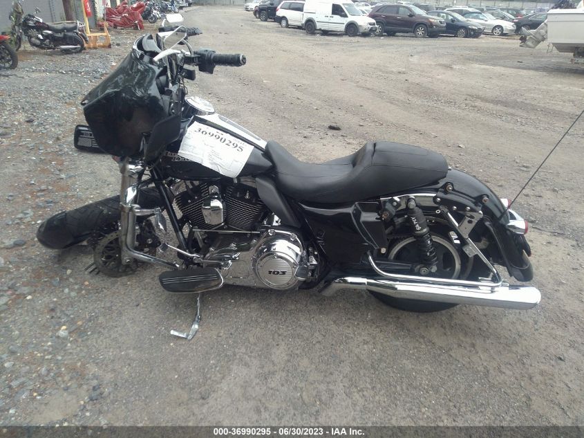 2012 HARLEY-DAVIDSON FLHX STREET GLIDE - 1HD1KBM13CB628204
