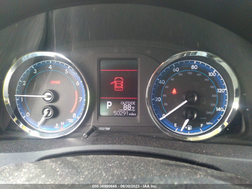 VIN 2T1BURHE4JC986576 2018 TOYOTA COROLLA L/LE/XLE/SE/XSE