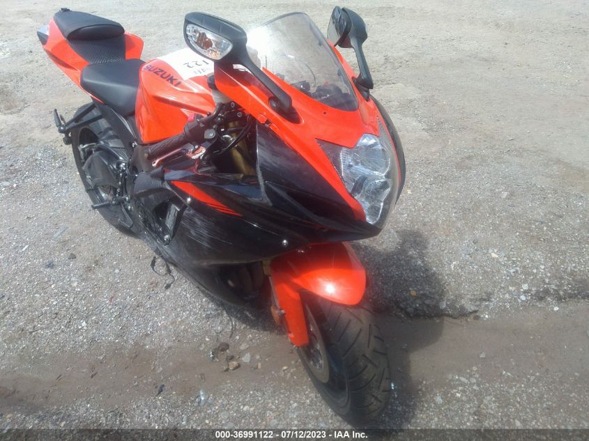 2022 SUZUKI GSX-R750 - JS1GR7MA7N7101058