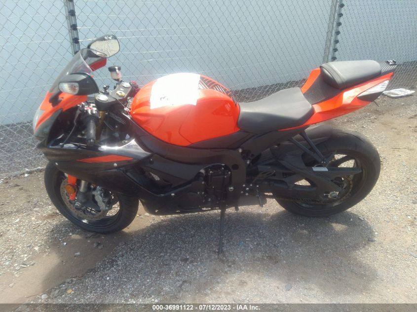 2022 SUZUKI GSX-R750 - JS1GR7MA7N7101058