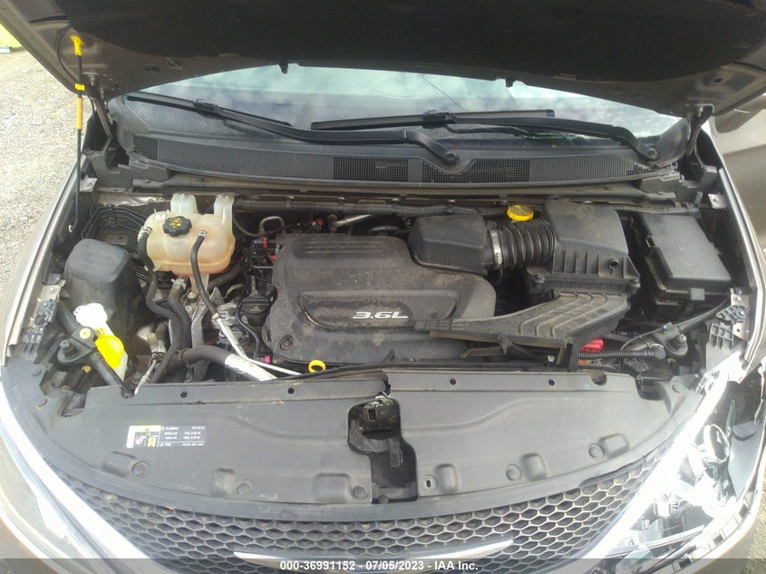 VIN 2C4RC1EG9HR536392 2017 CHRYSLER PACIFICA TOURING-L PLUS