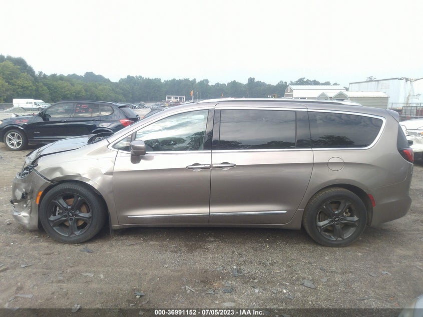 VIN 2C4RC1EG9HR536392 2017 CHRYSLER PACIFICA TOURING-L PLUS