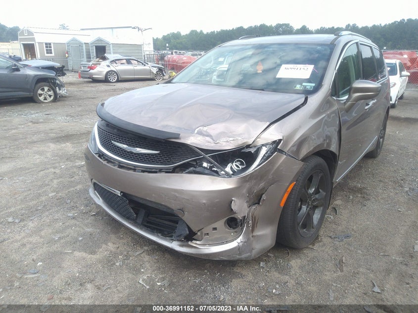 VIN 2C4RC1EG9HR536392 2017 CHRYSLER PACIFICA TOURING-L PLUS