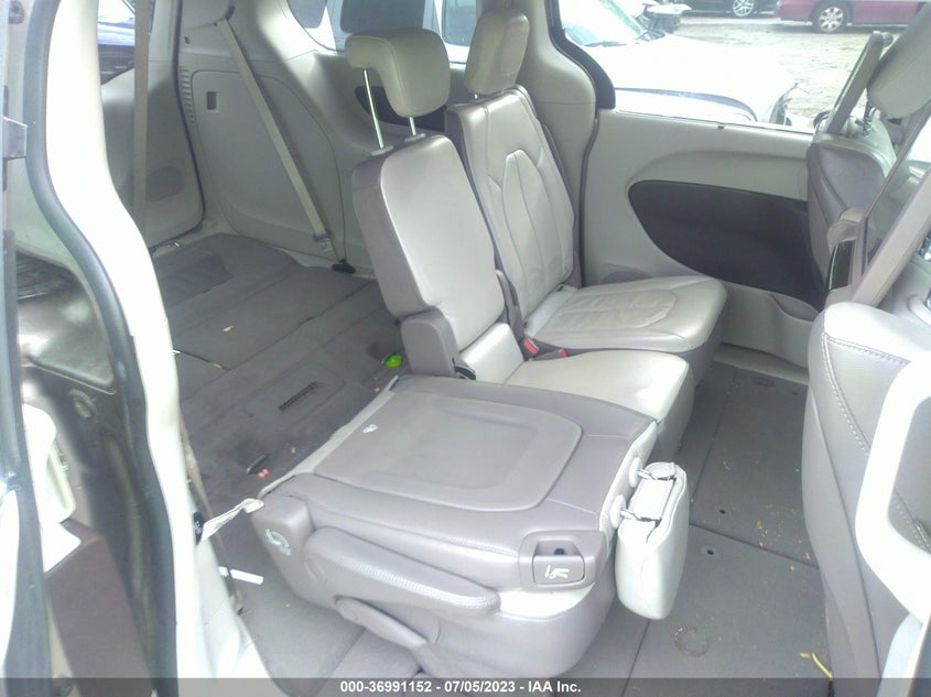 VIN 2C4RC1EG9HR536392 2017 CHRYSLER PACIFICA TOURING-L PLUS