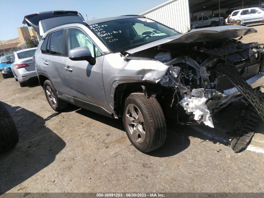 2022 TOYOTA RAV4 XLE - 2T3P1RFV5NC284829