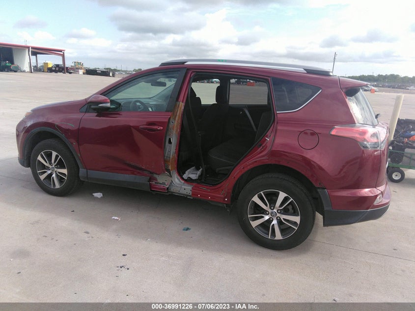 VIN 2T3WFREV1JW504796 2018 TOYOTA RAV4 ADVENTURE/XLE