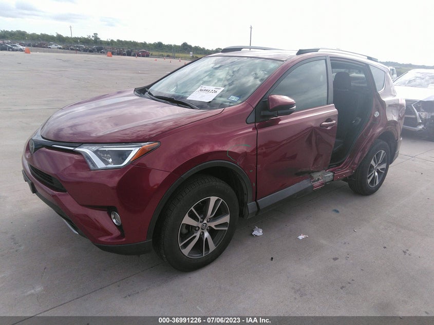 VIN 2T3WFREV1JW504796 2018 TOYOTA RAV4 ADVENTURE/XLE