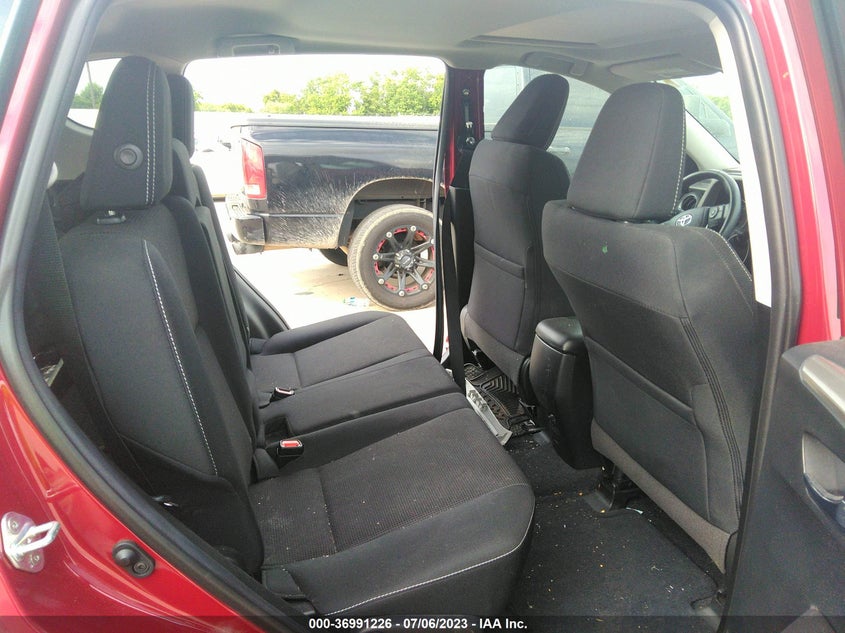 VIN 2T3WFREV1JW504796 2018 TOYOTA RAV4 ADVENTURE/XLE
