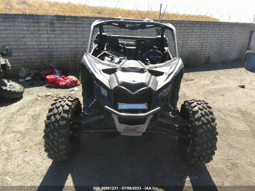 2022 CAN-AM MAVERICK X3 RS TURBO RR - 3JBVJAV2XNE000110
