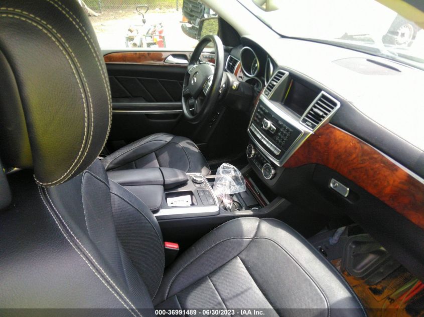 2016 MERCEDES-BENZ GL - 4JGDF7DEXGA651974