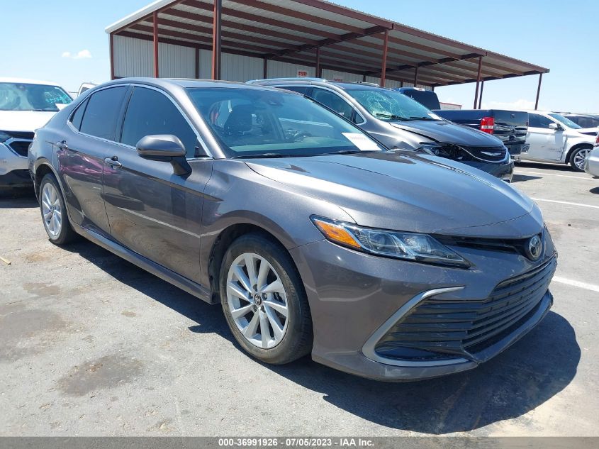 2022 TOYOTA CAMRY LE - 4T1C11AKXNU060931