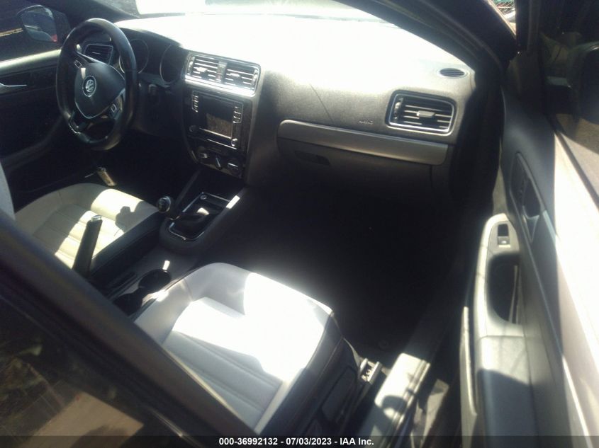 2016 VOLKSWAGEN JETTA SEDAN 1.8T SPORT - 3VWB17AJ2GM249894