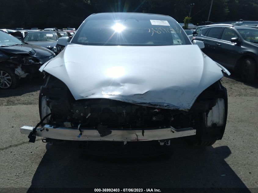 2022 TESLA MODEL X PLAID - 7SAXCBE60NF346009