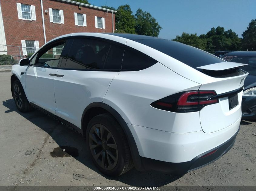 2022 TESLA MODEL X PLAID - 7SAXCBE60NF346009