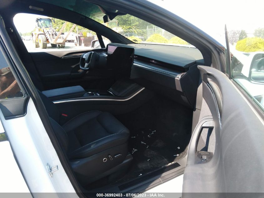 2022 TESLA MODEL X PLAID - 7SAXCBE60NF346009