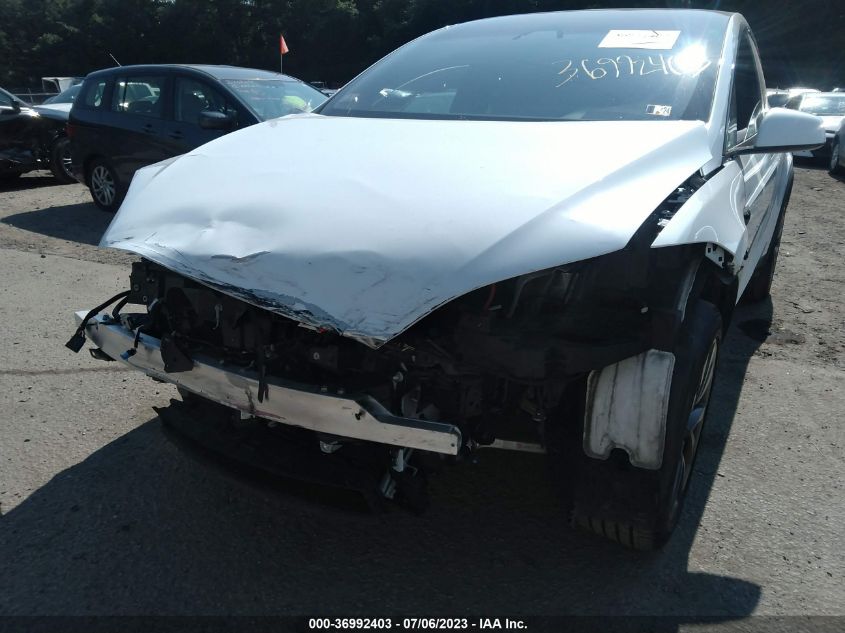 2022 TESLA MODEL X PLAID - 7SAXCBE60NF346009