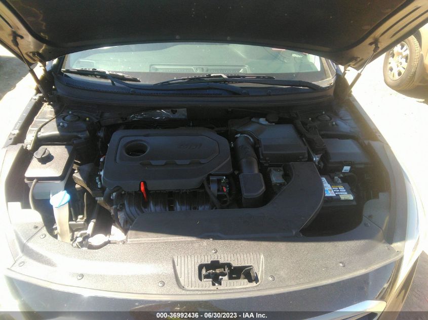 2015 HYUNDAI SONATA 2.4L SE - 5NPE24AF2FH219919