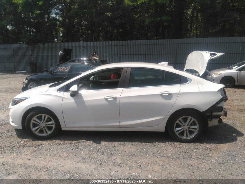 Auction sale of the 2018 Chevrolet Cruze , vin: 1G1BE5SM1J7132600, lot number: 36992495