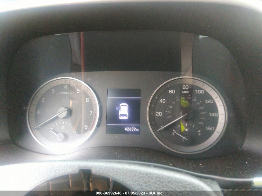 2019 HYUNDAI TUCSON SE - KM8J2CA48KU864027