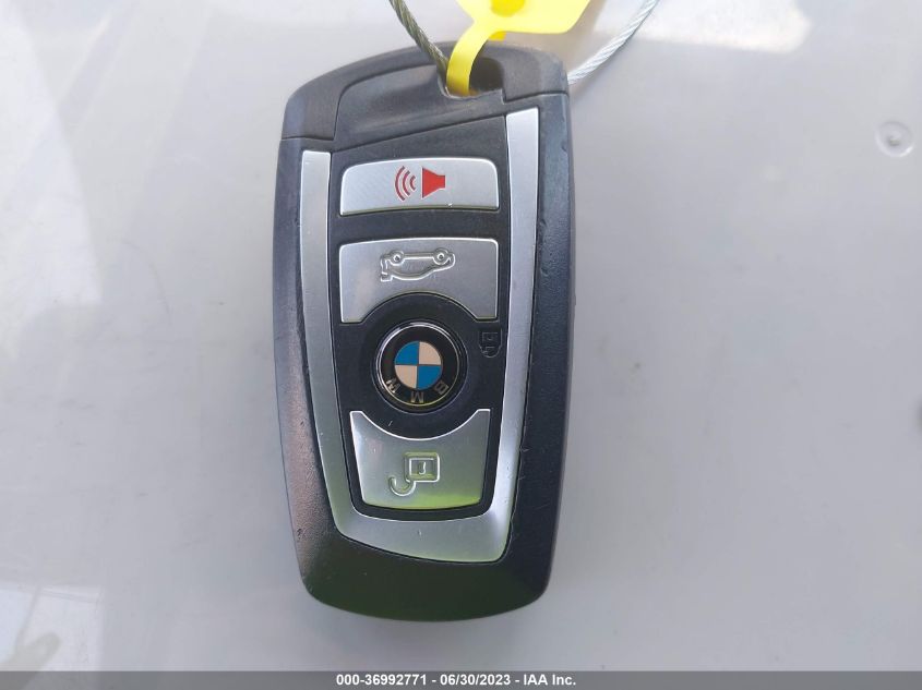 2016 BMW M4 - WBS3R9C51GK337797