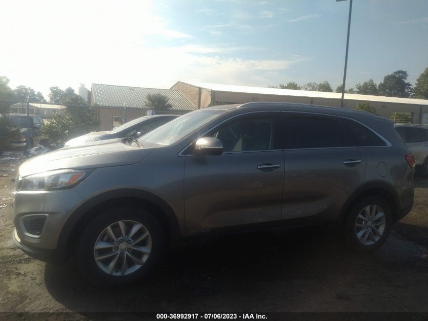 2017 KIA SORENTO LX V6 - 5XYPGDA58HG215546