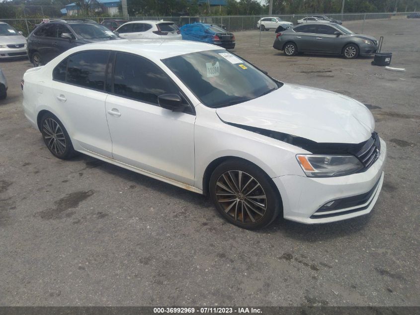 2016 VOLKSWAGEN JETTA SEDAN 1.8T SPORT - 3VWD17AJ3GM334848