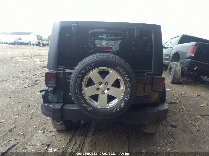 2015 JEEP WRANGLER UNLIMITED SAHARA - 1C4BJWEG4FL619657