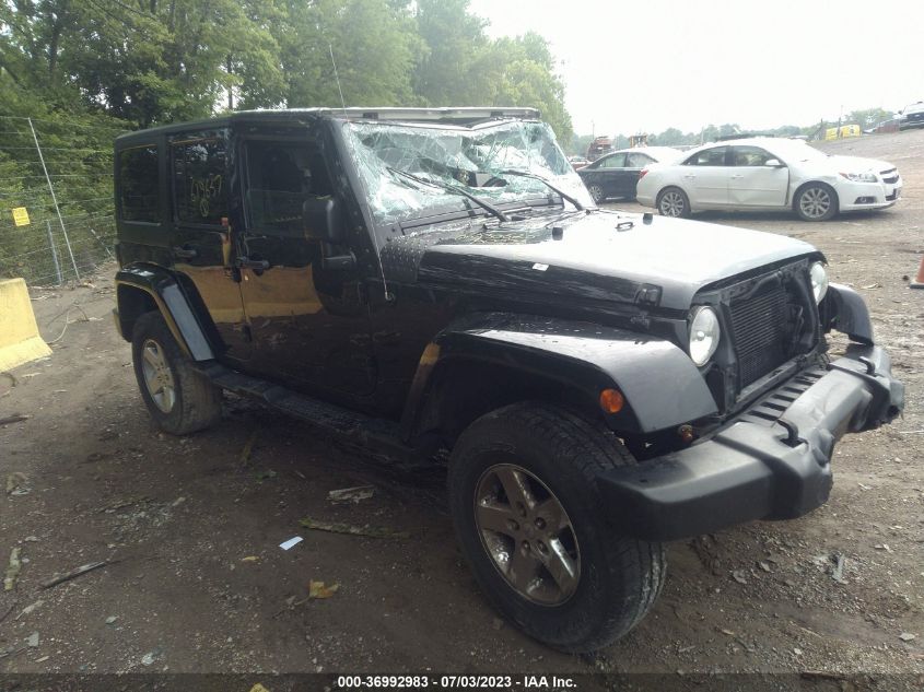 2015 JEEP WRANGLER UNLIMITED SAHARA - 1C4BJWEG4FL619657