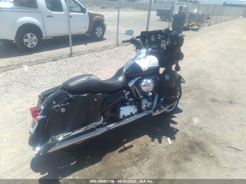 2009 HARLEY-DAVIDSON FLHX - 1HD1KB43X9Y631740