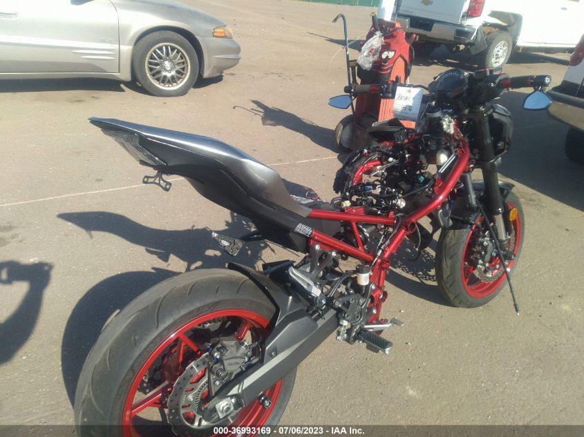 2019 KAWASAKI ZR900 JKAZR2B10KA034719