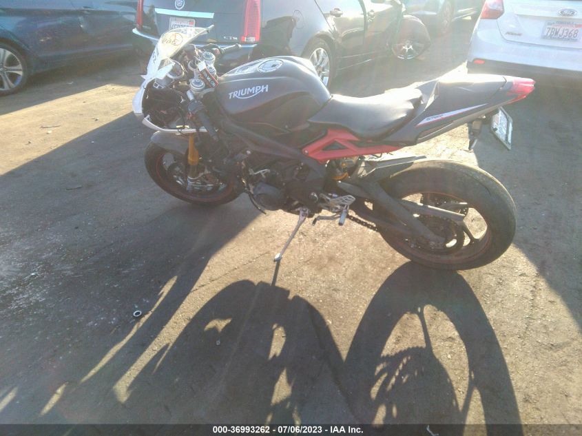 2015 TRIUMPH MOTORCYCLE DAYTONA 675R ABS - SMTA02YK2FJ670854