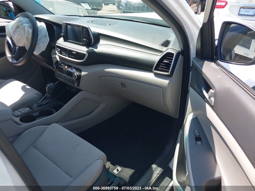 VIN KM8J33AL8LU194937 2020 HYUNDAI TUCSON SEL