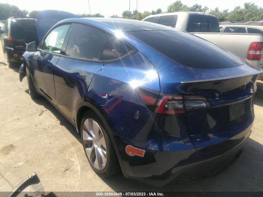 VIN 5YJYGDEE2LF017544 2020 TESLA MODEL Y LONG RANGE