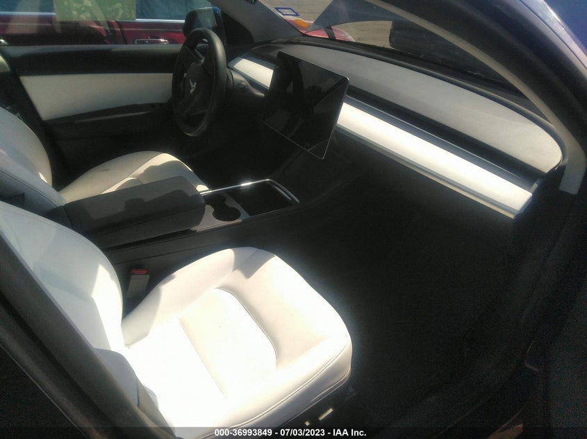 VIN 5YJYGDEE2LF017544 2020 TESLA MODEL Y LONG RANGE