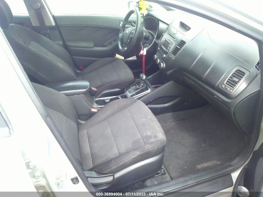 2017 KIA FORTE LX - 3KPFK4A7XHE136274