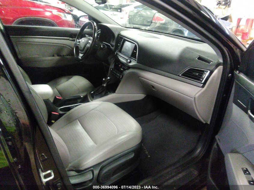 2017 HYUNDAI ELANTRA LIMITED - KMHD84LF3HU279106