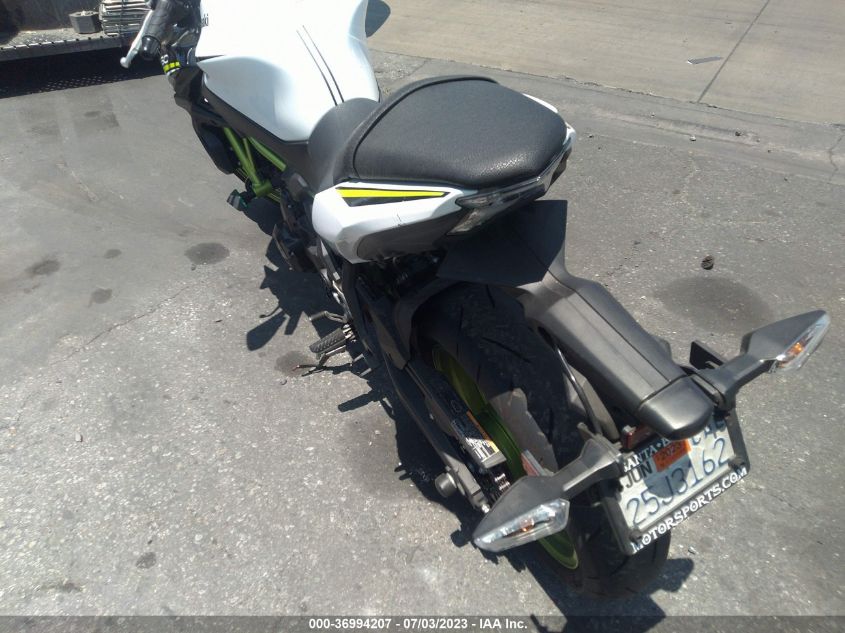 2021 KAWASAKI ER650 K ML5EREK18MDA26694