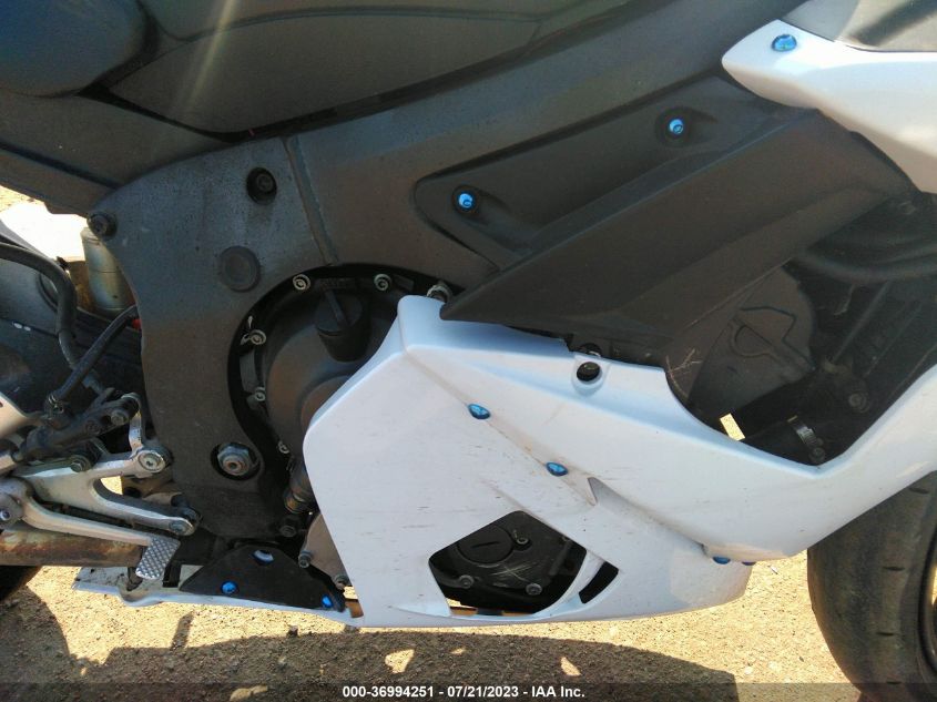 2005 YAMAHA YZFR6 L JYARJ06Y05A004449